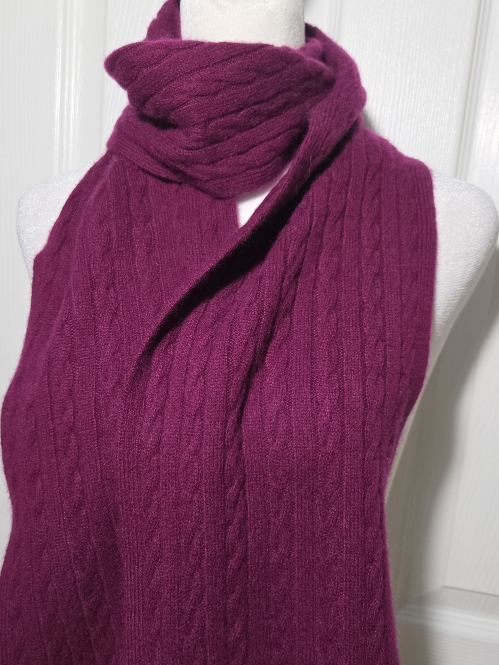 Cashmere Cable Knit Scarf Wrap in Deep Berry - Unbranded 7x67" Soft Luxury